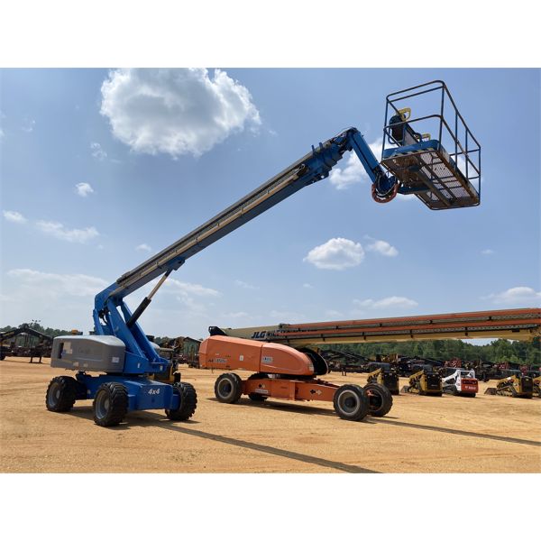 2013 GENIE S85 Aerial Work Platform