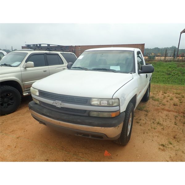 2002 CHEVROLET 1500 Pickup Truck