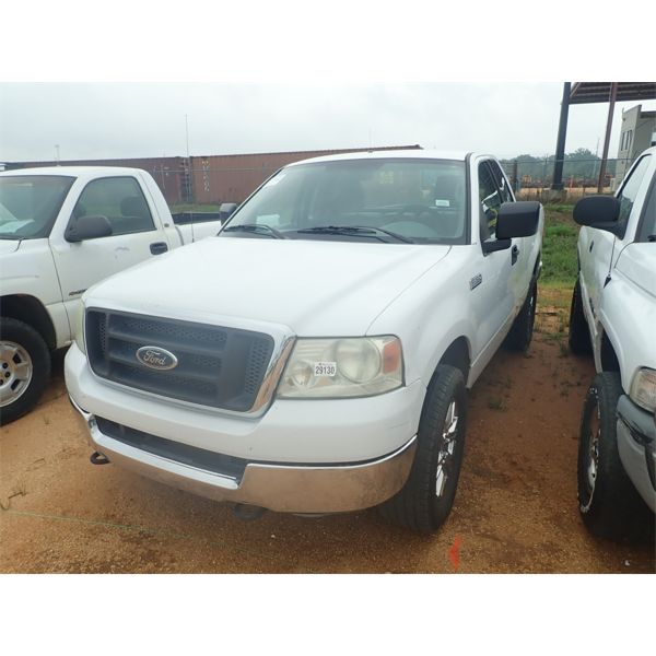 2004 FORD F150 XL Pickup Truck