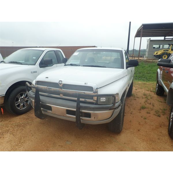 2001 DODGE RAM 1500 Pickup Truck
