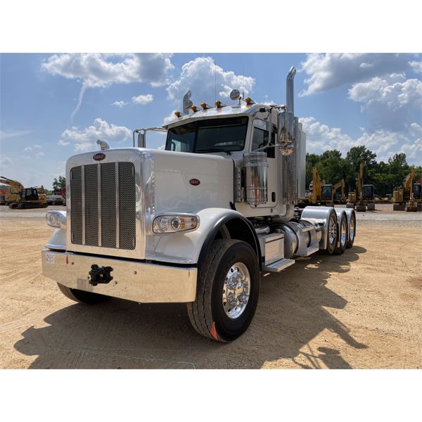 2023 PETERBILT 389 Day Cab Truck