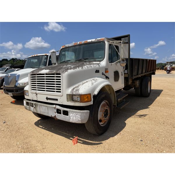 1996 INTERNATIONAL 4700 Flatbed Dump Truck