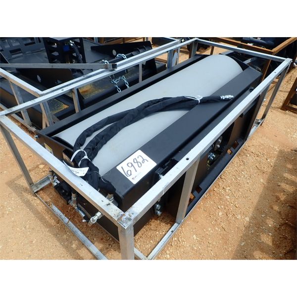 VIBRATORY ROLLER, 003-06-72-001 72" wide, fits skid steer loader (B-5)