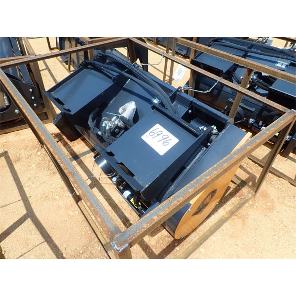 WOLVERINE CONCRETE MIXER CM-11-250V