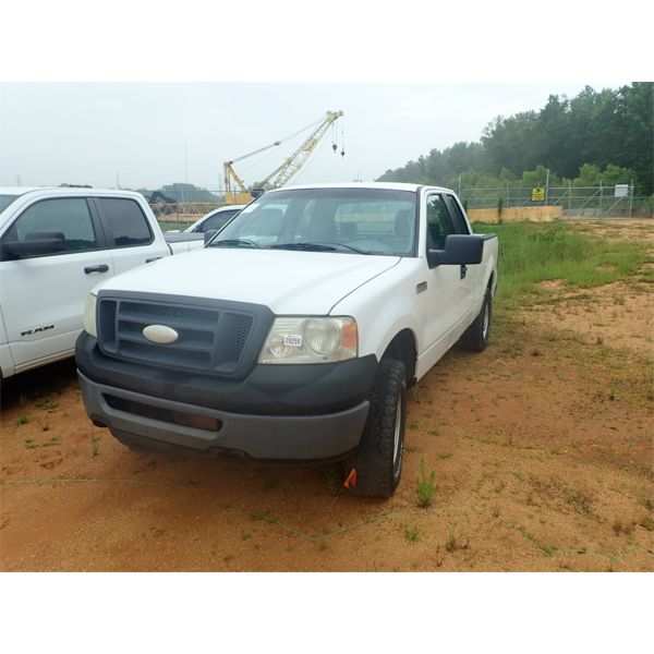 2007 FORD F150 XL Pickup Truck