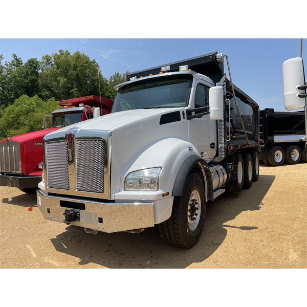 2019 KENWORTH T880 Dump Truck
