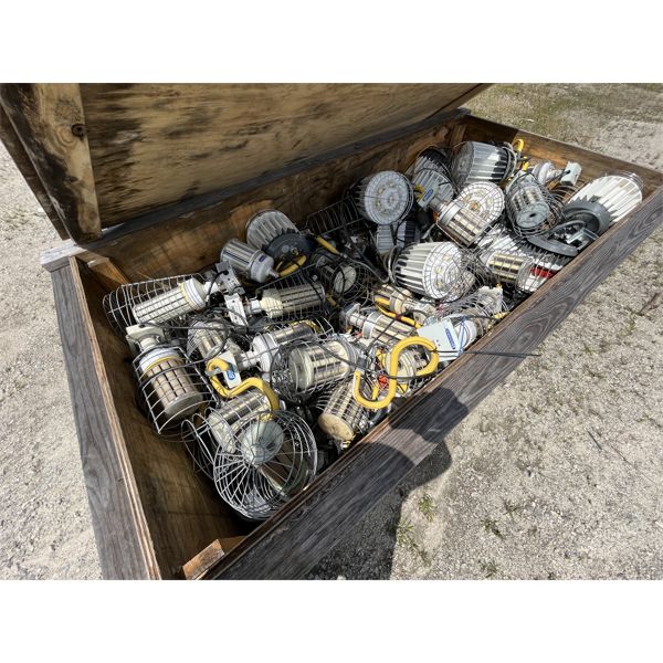 BERGEN PORTABLE LED HANGING LIGHTS