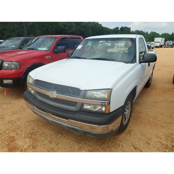 2003 CHEVROLET SILVERADO Pickup Truck