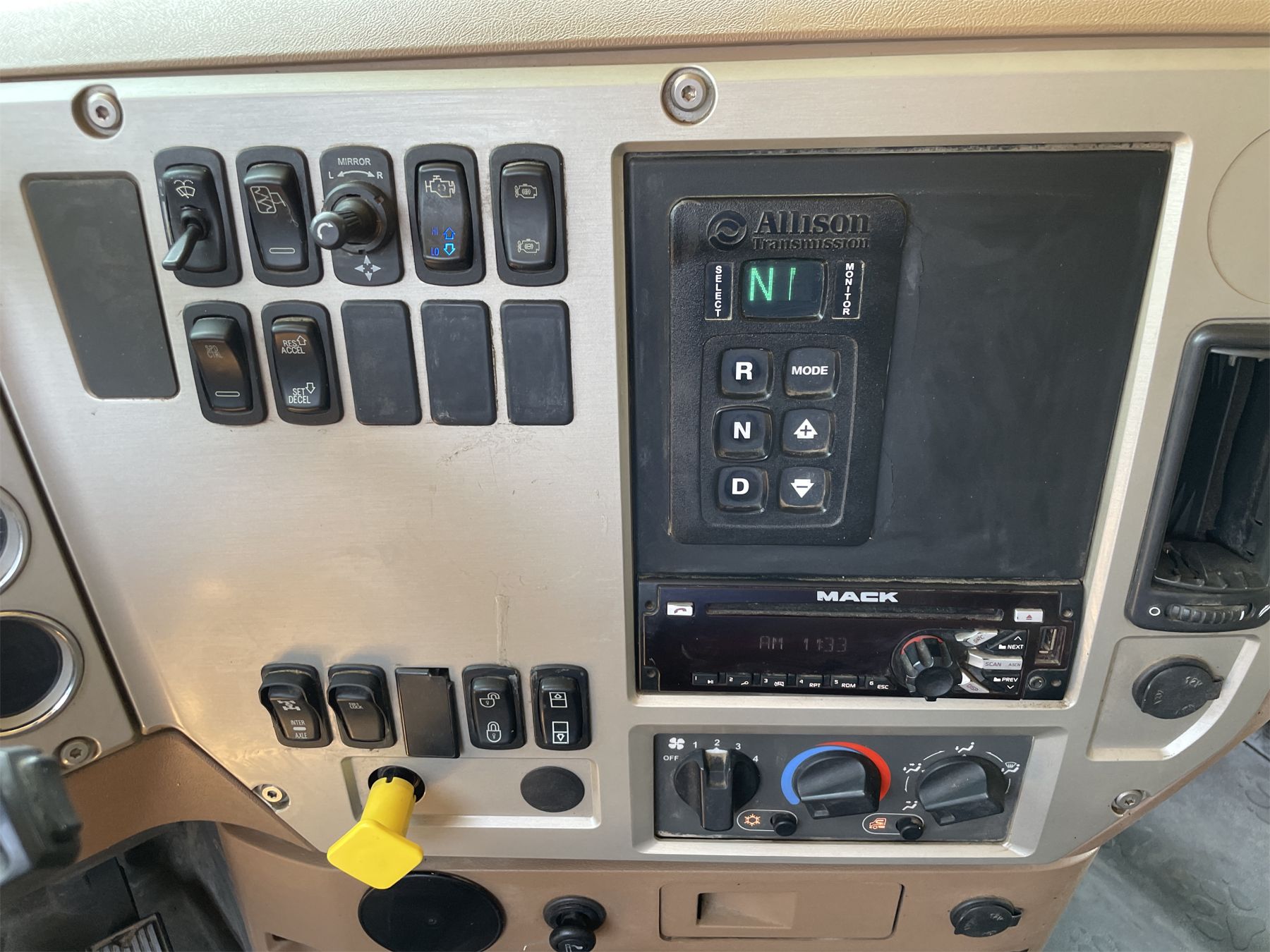 2017 MACK GU713 Dump Truck