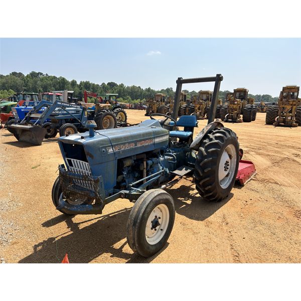 FORD 3000 Farm Tractor