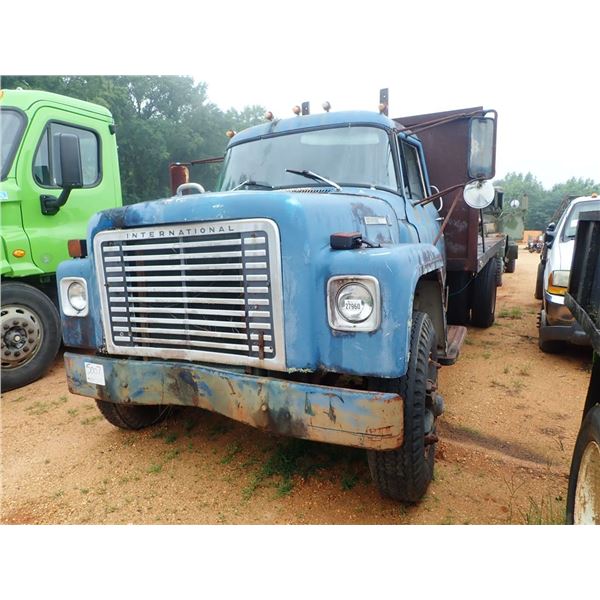 1978 INTERNATIONAL LOADSTAR 1800 Flatbed Truck