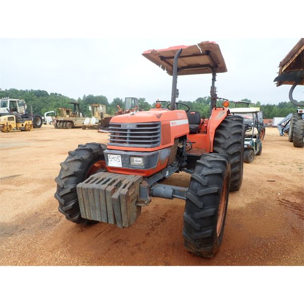 KUBOTA M9000 Farm Tractor