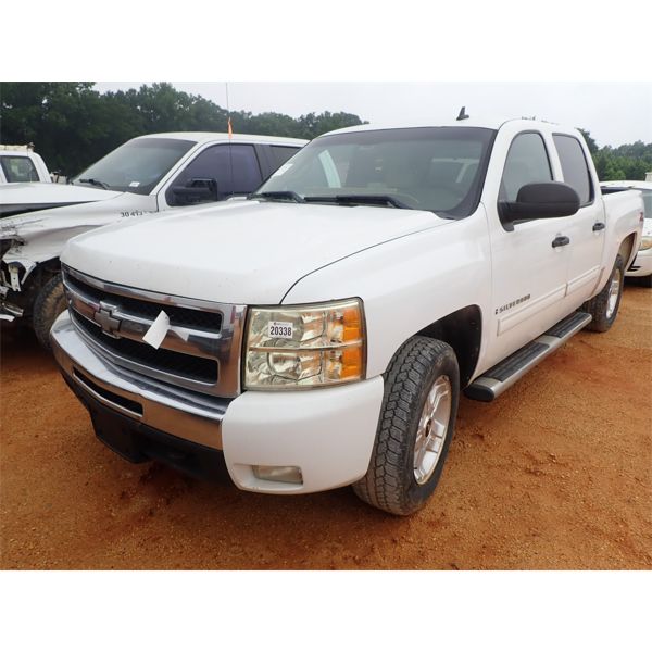 2009 CHEVROLET SILVERADO Z71 LT Pickup Truck