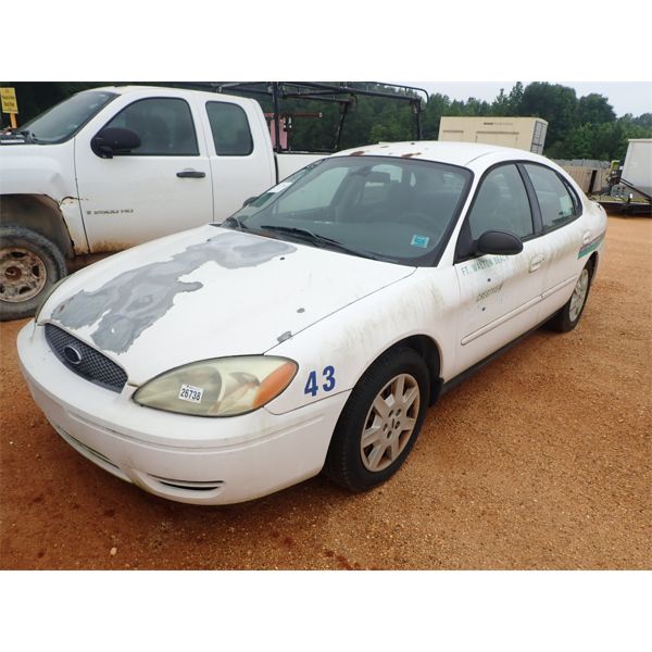 2007 FORD TAURUS SE Automobile