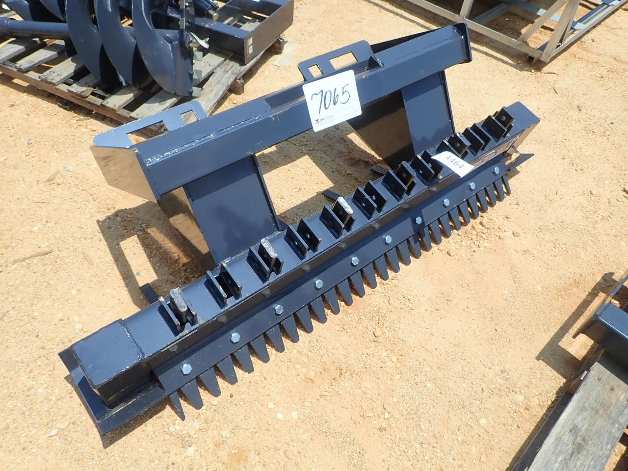 Little Ripper Wolverine WOLVERINE HYDRAULIC RIPPER RPR-12-72W - J.M. Wood Auction Company, Inc.