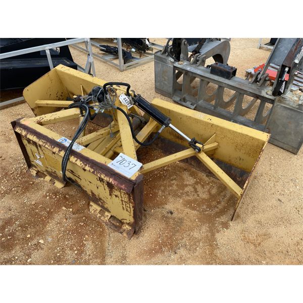 BOX BLADE W/HYD ADJUSTABLE ANGLES, SK700, 84"W, fits skid steer loader