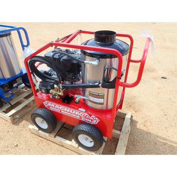 MAGNUM 4000 SERIES HOT WATER Pressure Washer J.M. Wood Auction