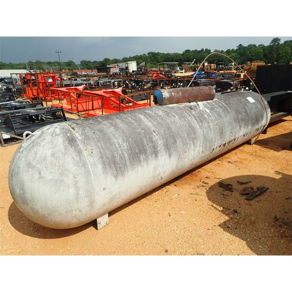 PROPANE GAS TANK (B-8)