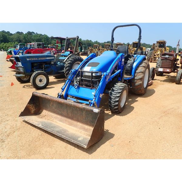 NEW HOLLAND TC45D Farm Tractor