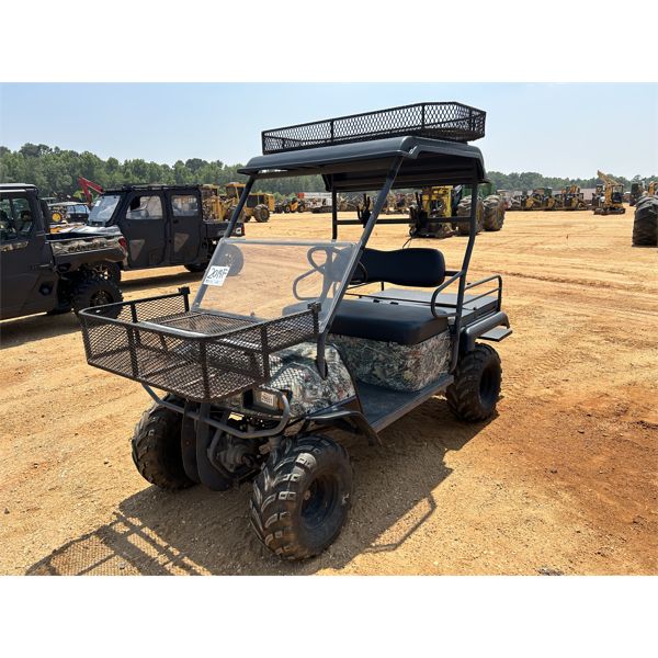 2009 SWAMP BOX  Golf Cart