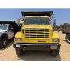 Image 6 : 1997 INTERNATIONAL 4900 Dump Truck