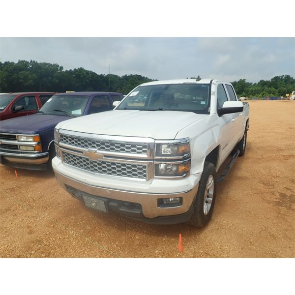 2015 CHEVROLET SILVERADO LT Pickup Truck