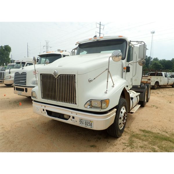 2007 INTERNATIONAL 9600i Day Cab Truck