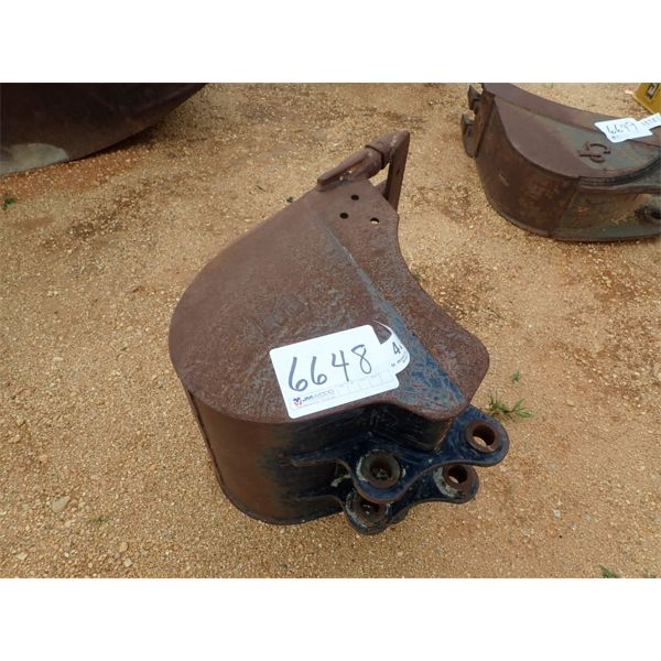 CAT 22" BUCKET (B-4)