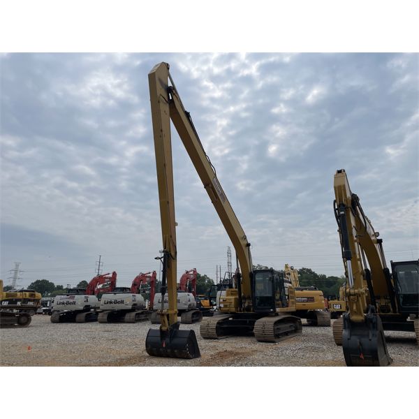 2017 CAT 326FL LONG REACH Excavator