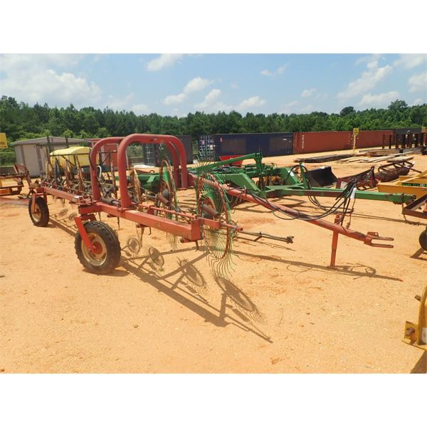 BOLP H1050 HAY RAKE, 24' LENGTH