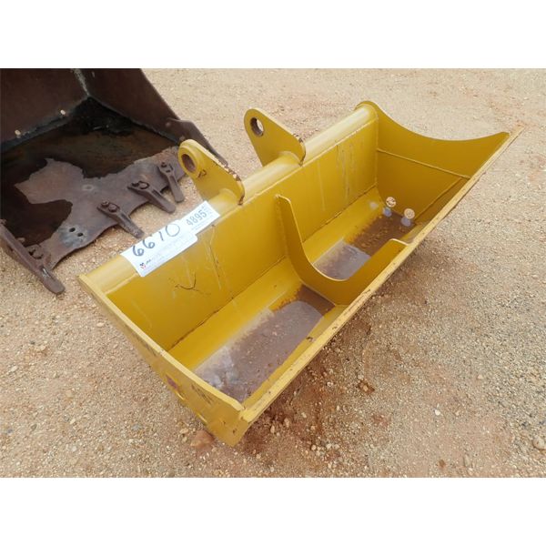 TERAN 48" CLEANOUT BUCKET