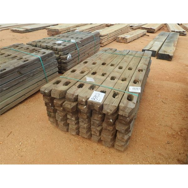 WUSR LINE 3 HOLE S/R FENCE POST, 7' LONG