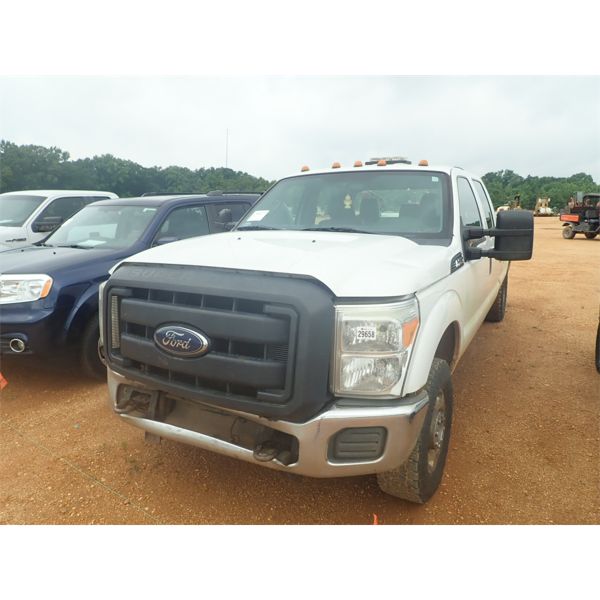 2016 FORD F250 XL Pickup Truck