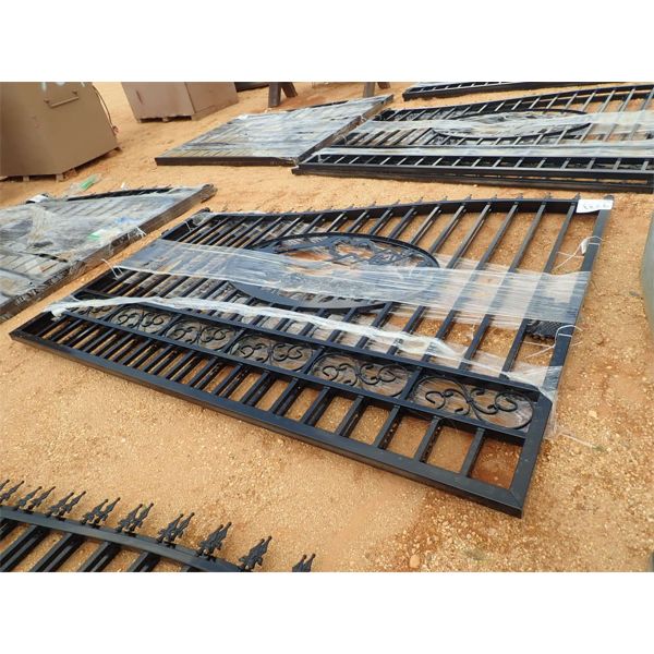 DECORATIVE IRON GATE (19')