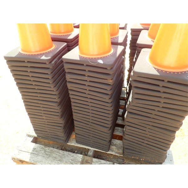 (25) ORANGE SAFETY CONES