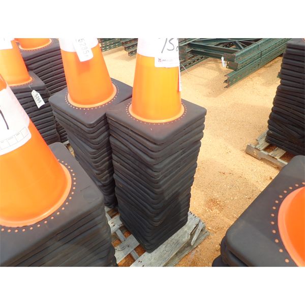 (25) ORANGE SAFETY CONES