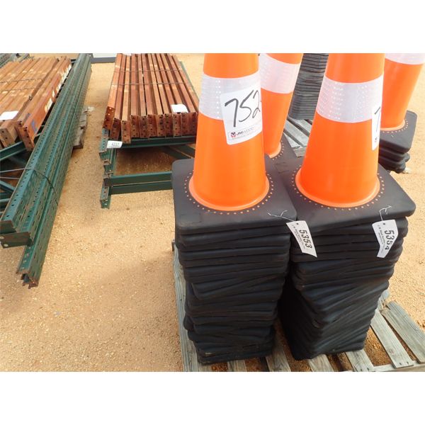 (25) ORANGE SAFETY CONES