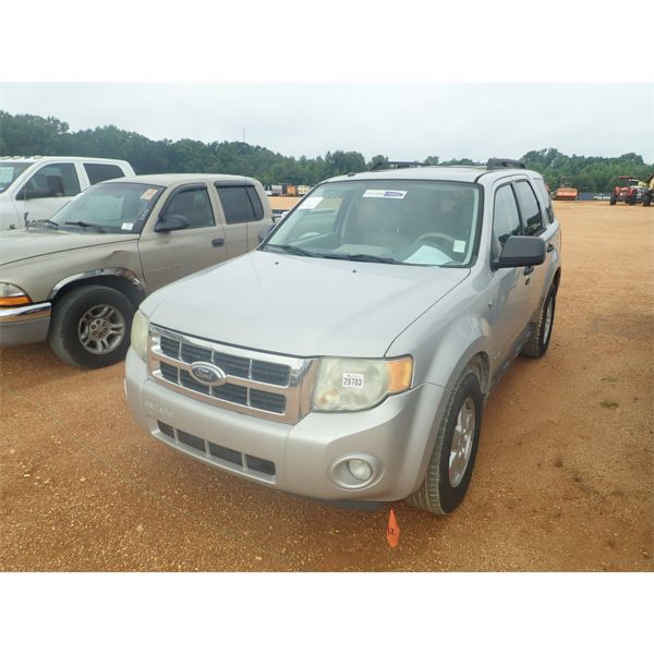 2008 FORD ESCAPE XLT Pickup Truck