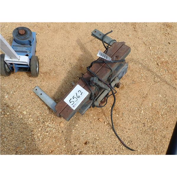 WINCH, 12 VOLTS W/MOUNTING BRACKET (A-6)