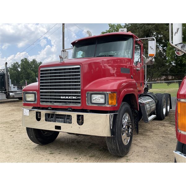 2012 MACK CHU613 Day Cab Truck
