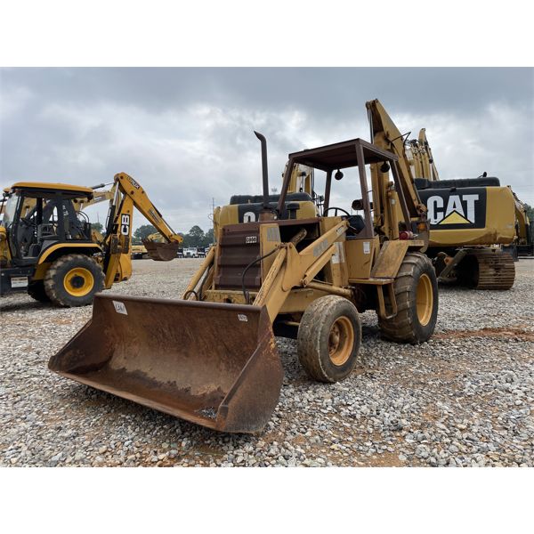 1987 CASE 480E Backhoe