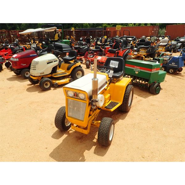 CUB CADET 127 LAWN TRACTOR 