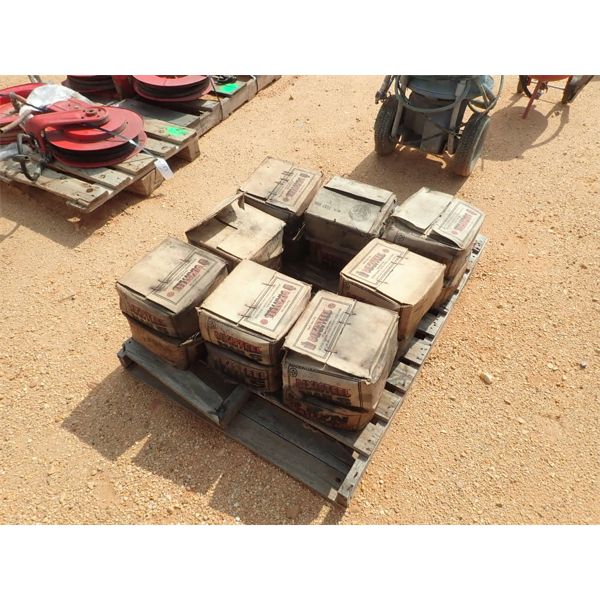 #8 BRIGHT COMMON NAILS (1 PALLET, 16 BOXES)