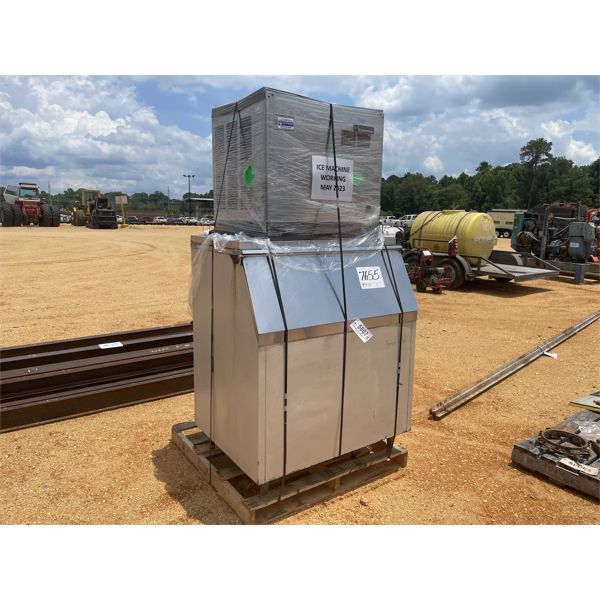 SCOTTSMAN ICE MACHINE CME1056AS-32E