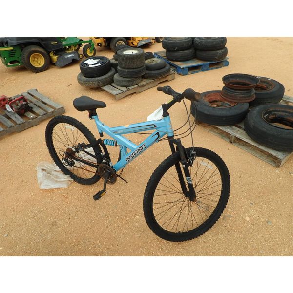 DYNACRAFT BICYCLE (C-8)