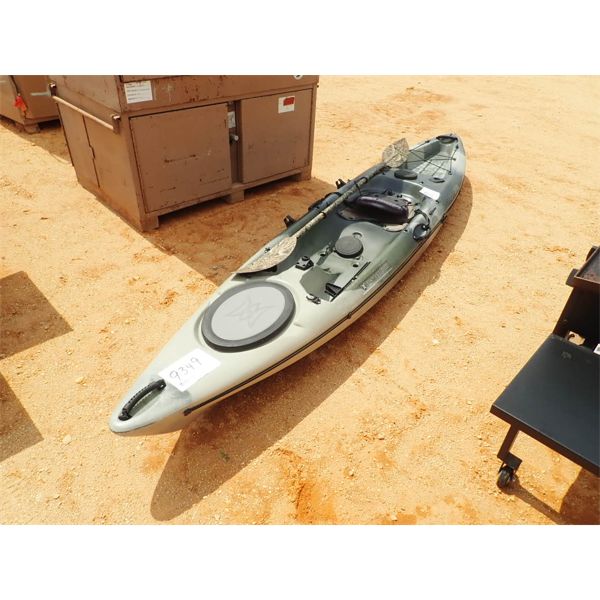 PERCEPTION PESCADOR 120 KAYAK (C-9)