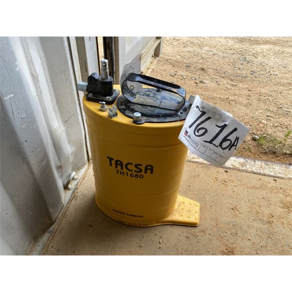 TACSA GREASE PUMP Pump