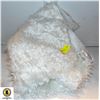 Image 1 : WHITE FAUX FUR TREE SKIRT