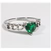 Image 1 : NEW SIZE 8 SILVER TONE GREEN RHINESTONE HEAR RING