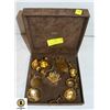 Image 1 : ESTATE BIRKS BOX FULL OF VINTAGE BRASS